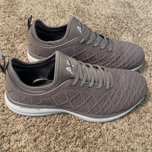 Womens APL Techloom Phantom